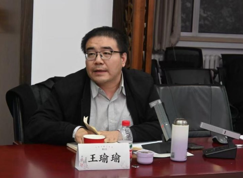 应用语言学开元ky棋入口app新手怎么玩