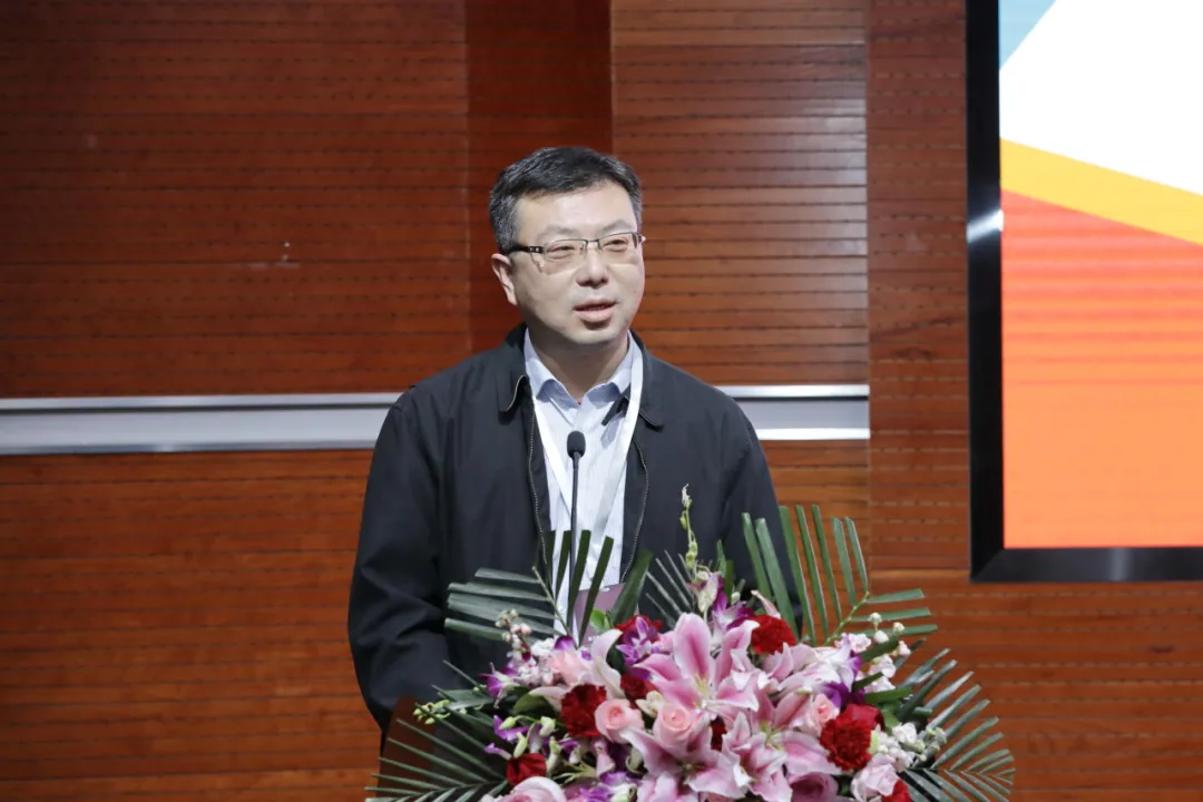 应用语言学开元国际棋牌app下载新人